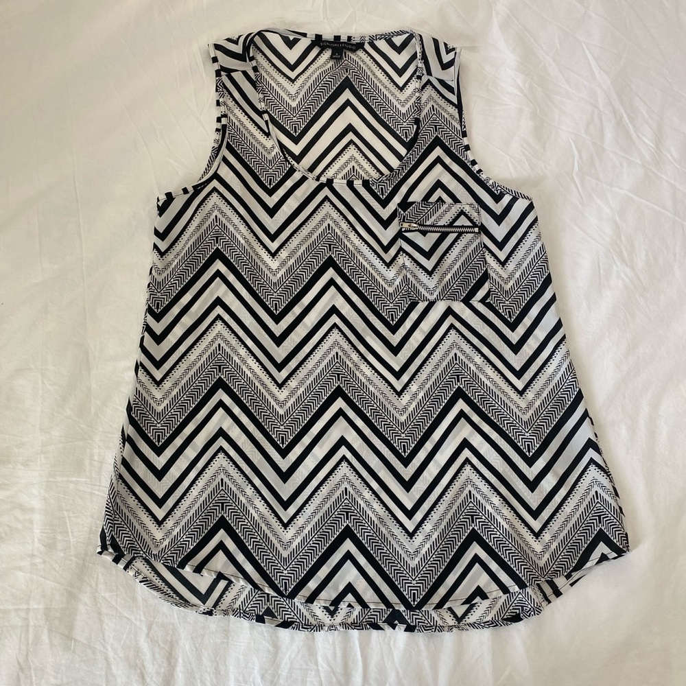 Signature Studio Chevon‎ Tank Blouse